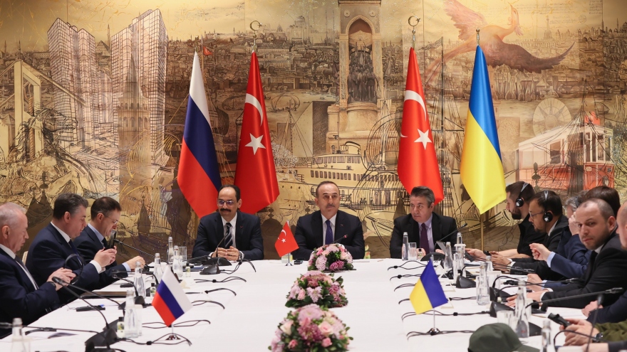 Thổ Nhĩ Kỳ: Phương Tây sử dụng Ukraine làm lực lượng ủy nhiệm để chống Nga